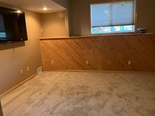 417 SE 12th Street SE, Waseca, MN 56093