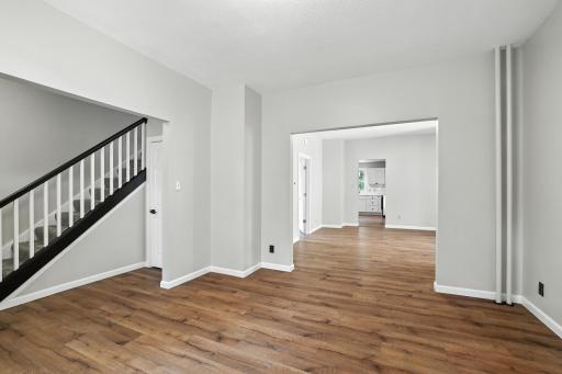 823 Margaret Street, Saint Paul, MN 55106
