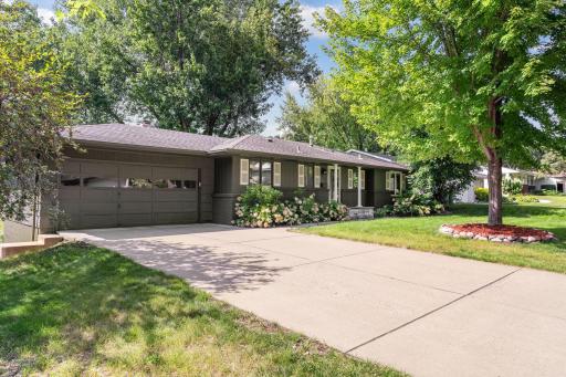 2420 Gettysburg Avenue S, Minneapolis, MN 55426