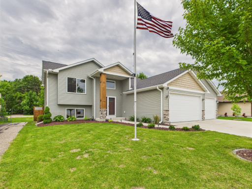 1214 Olivia Street SE, New Prague, MN 56071
