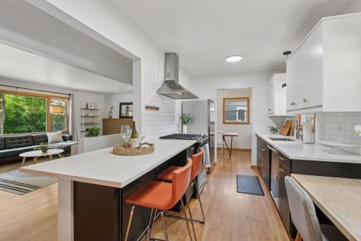6609 Naomi Drive, Minneapolis, MN 55439
