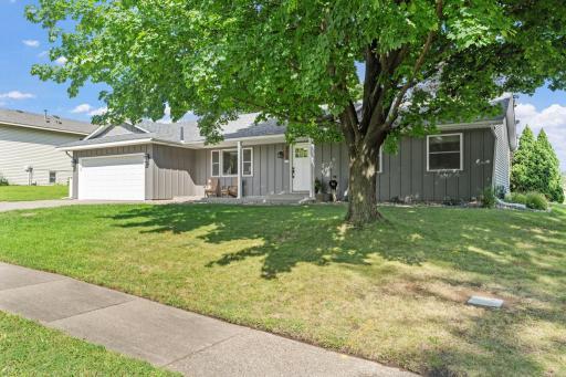 4928 142nd Path W, Apple Valley, MN 55124