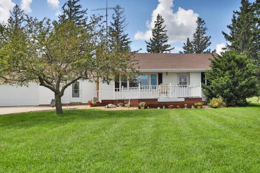 16818 280th Avenue, New Richland, MN 56072