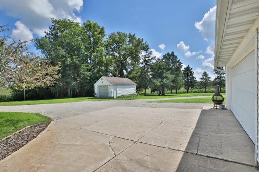 16818 280th Avenue, New Richland, MN 56072