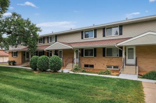 9011 18th Avenue S, Minneapolis, MN 55425