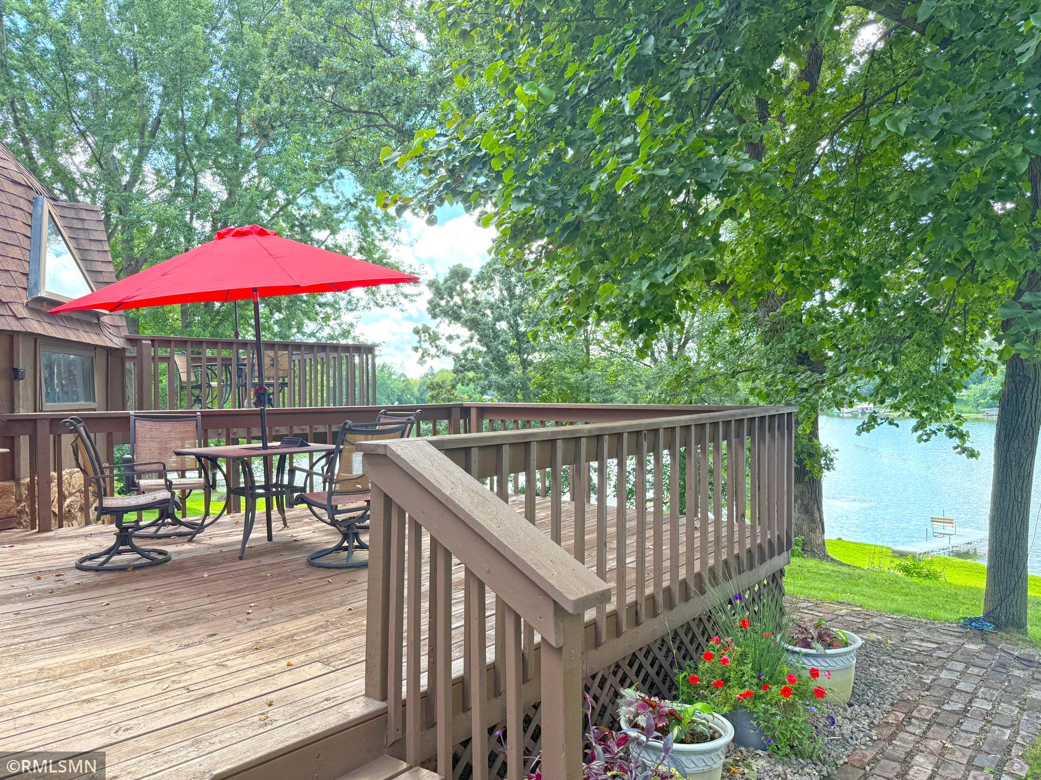 With 2 decks, where will you put the grill/smoker