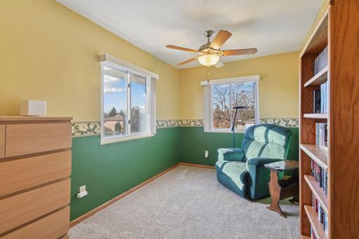 Bedroom #3. Ceiling Fan, Carpeting & Corner Windows!