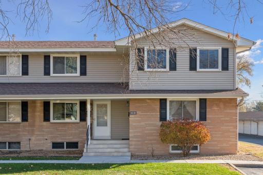 9039 18th Avenue S, Minneapolis, MN 55425