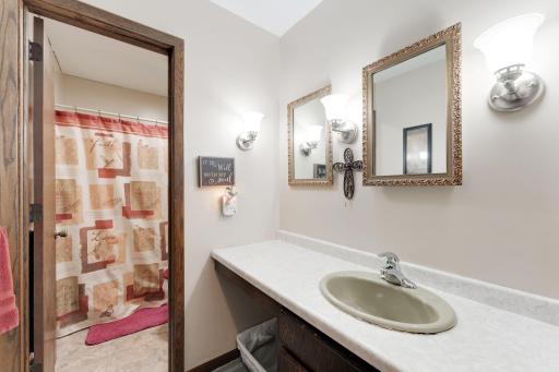 Upper Level Full Bathroom