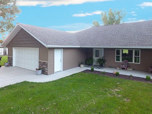 305 1st Street SW, Geneva, MN 56035