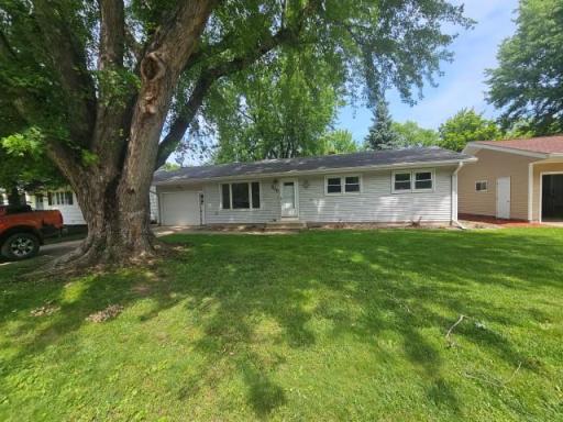 500 W Thomas Avenue, Marshall, MN 56258