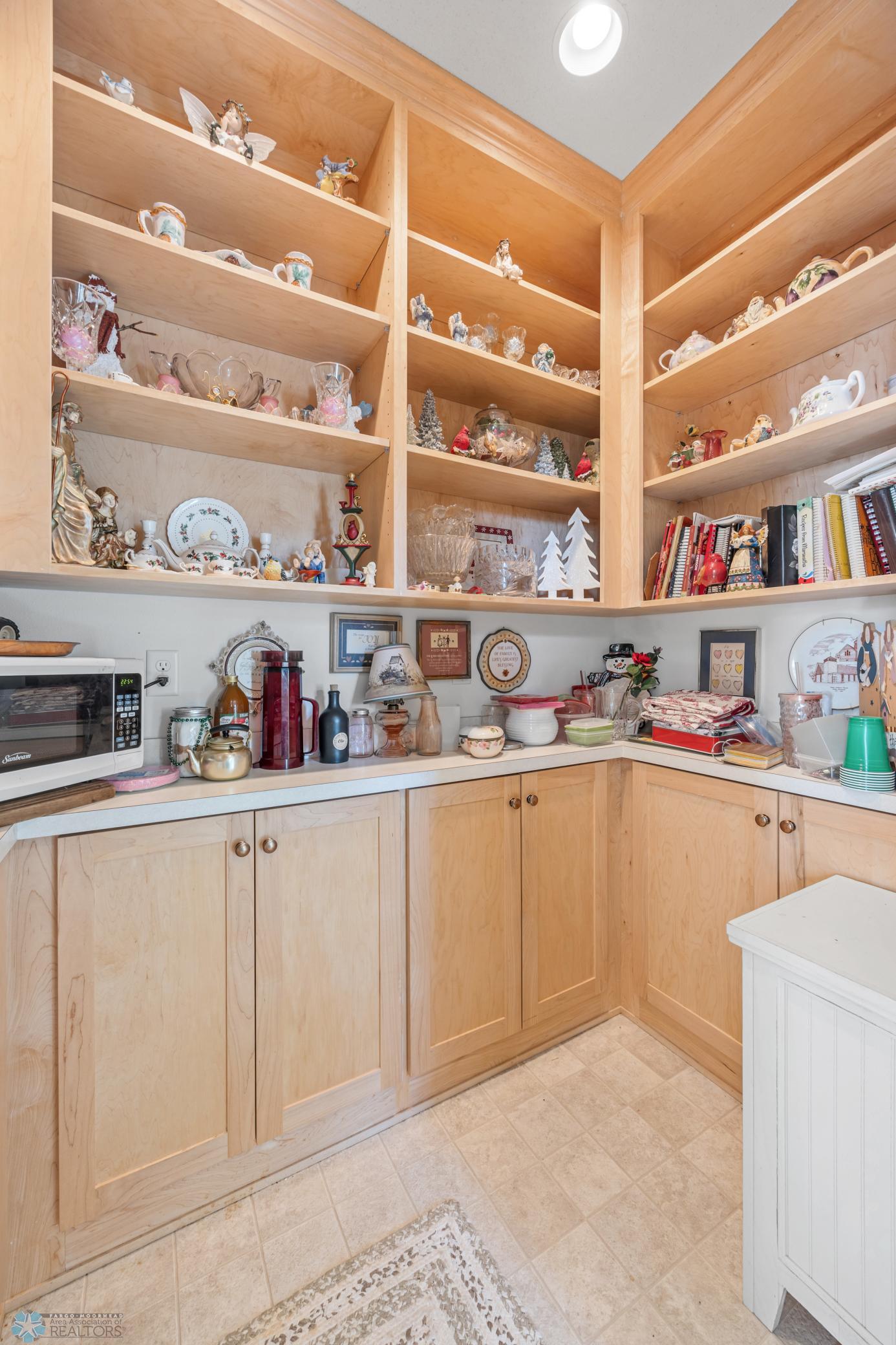 PANTRY.jpg