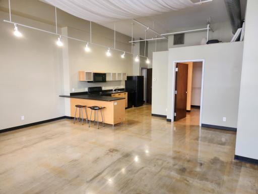 350 Saint Peter Street, 411, Saint Paul, MN 55102