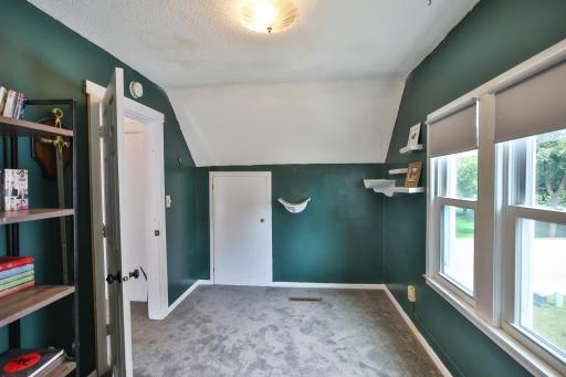 310 Lakeshore Drive, Stewartville, MN 55976