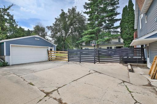 310 Lakeshore Drive, Stewartville, MN 55976