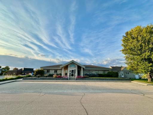 317 2nd Street NW, Roseau, MN 56751