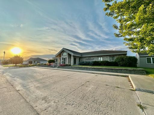 317 2nd Street NW, Roseau, MN 56751