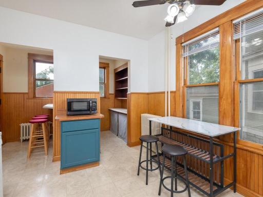 686 Lafond Avenue, Saint Paul, MN 55104