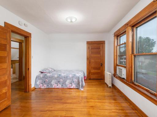 686 Lafond Avenue, Saint Paul, MN 55104
