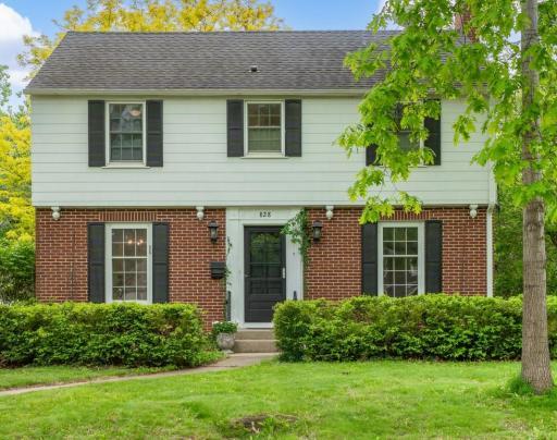 828 11th Street SW, Rochester, MN 55902