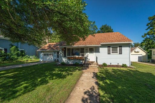 304 S 4th Street, Le Sueur, MN 56058