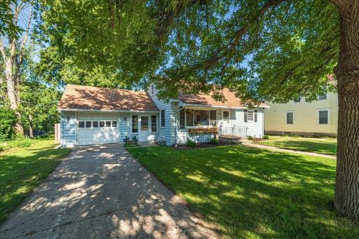 304 S 4th Street, Le Sueur, MN 56058