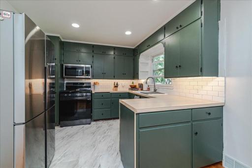304 S 4th Street, Le Sueur, MN 56058