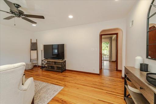 304 S 4th Street, Le Sueur, MN 56058