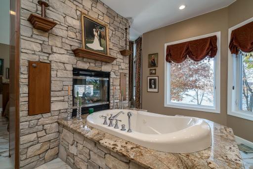 5441 Raven Point Road, Prior Lake, MN 55372