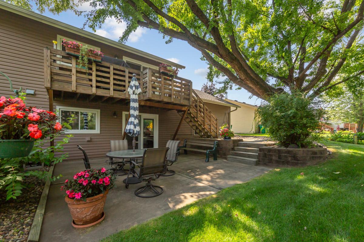 2000 E 115th St - back patio