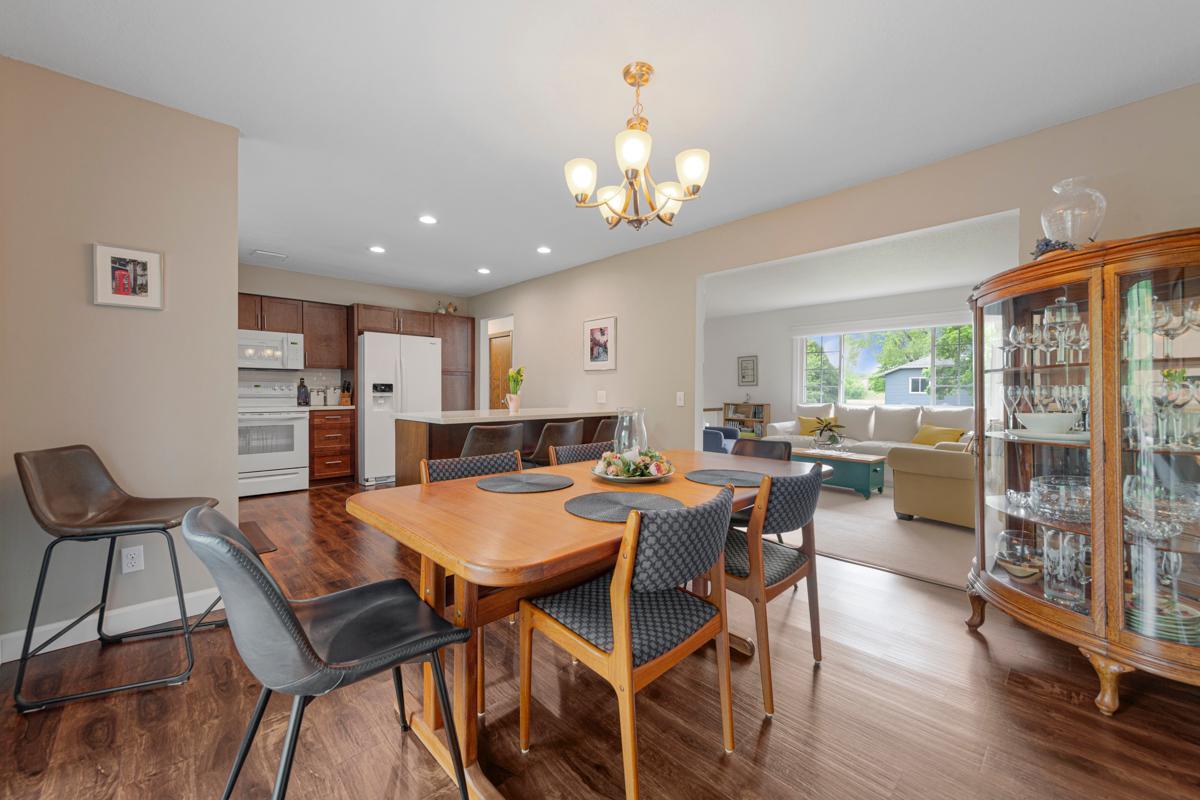 ML - Kitchen view 4