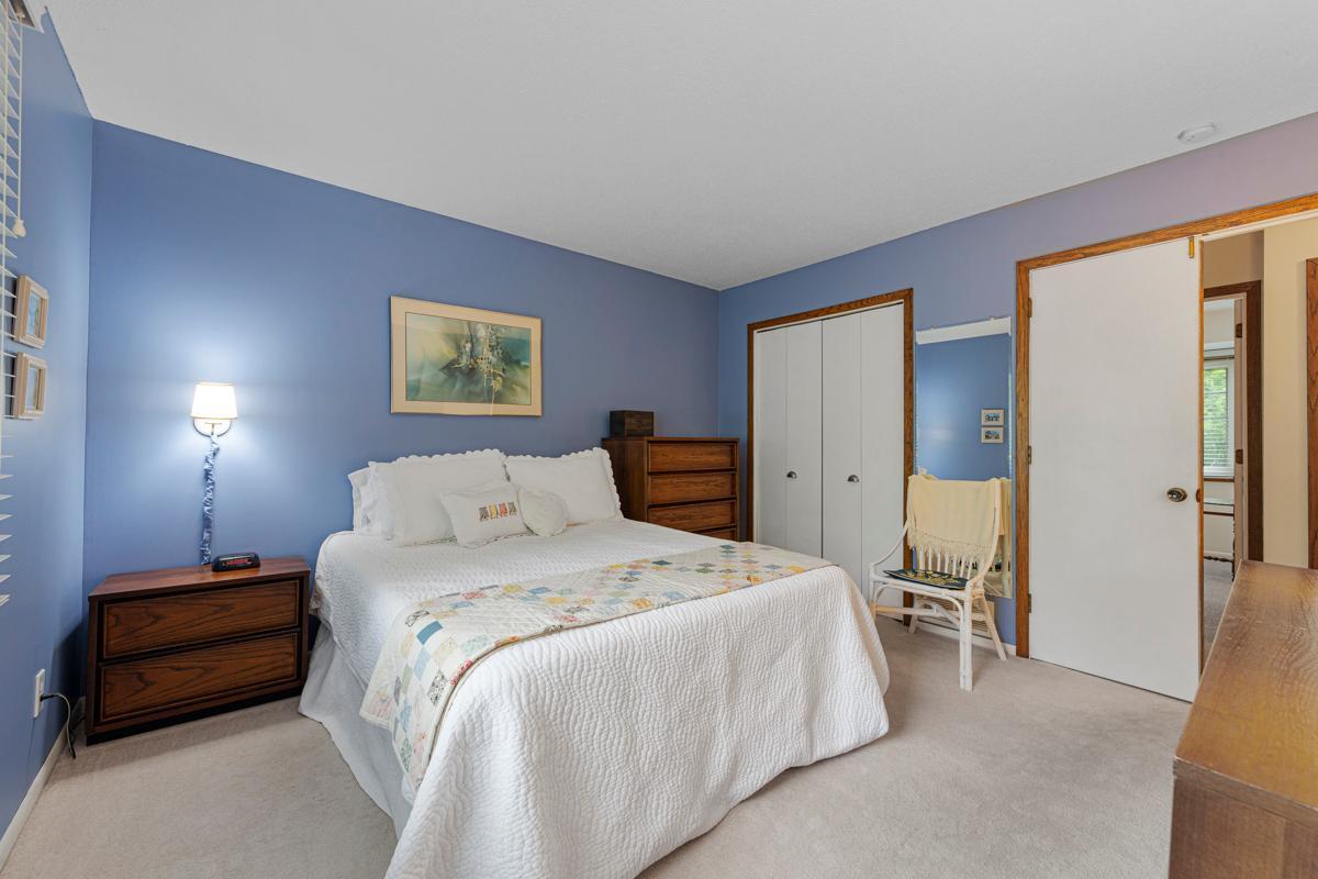 Main bedroom with double closet and private bathroom