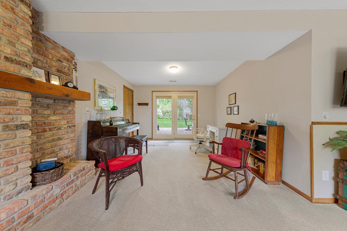 LL Family room view 5