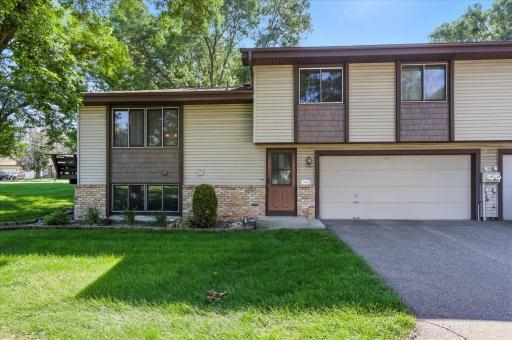 3802 Brookdale Circle N, Minneapolis, MN 55443