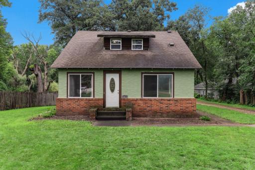 1030 Griffin Avenue, White Bear Lake, MN 55115