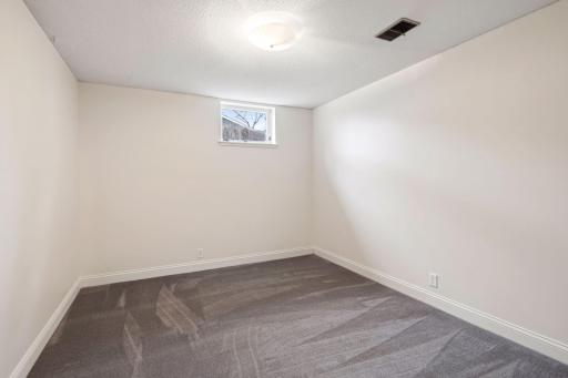 3838 Zenith Avenue S, Minneapolis, MN 55410