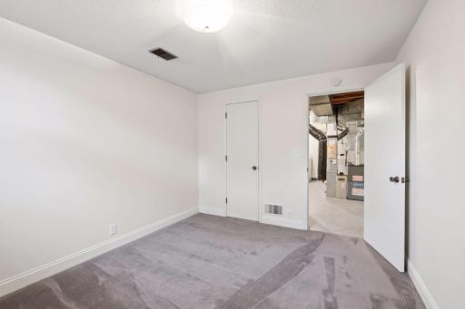 3838 Zenith Avenue S, Minneapolis, MN 55410