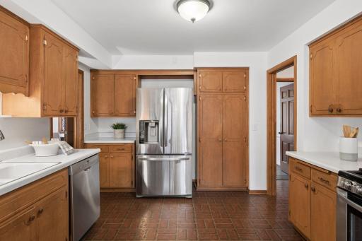 3838 Zenith Avenue S, Minneapolis, MN 55410