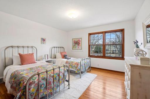 3838 Zenith Avenue S, Minneapolis, MN 55410