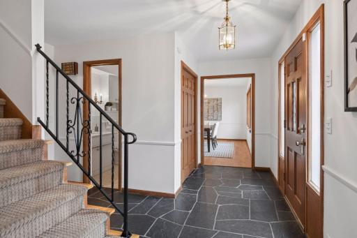 3838 Zenith Avenue S, Minneapolis, MN 55410