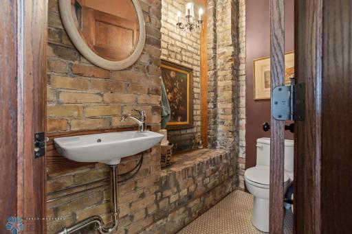Powder room