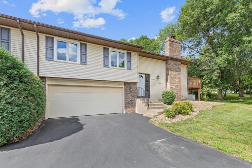 14350 92nd Avenue N, Maple Grove, MN 55369