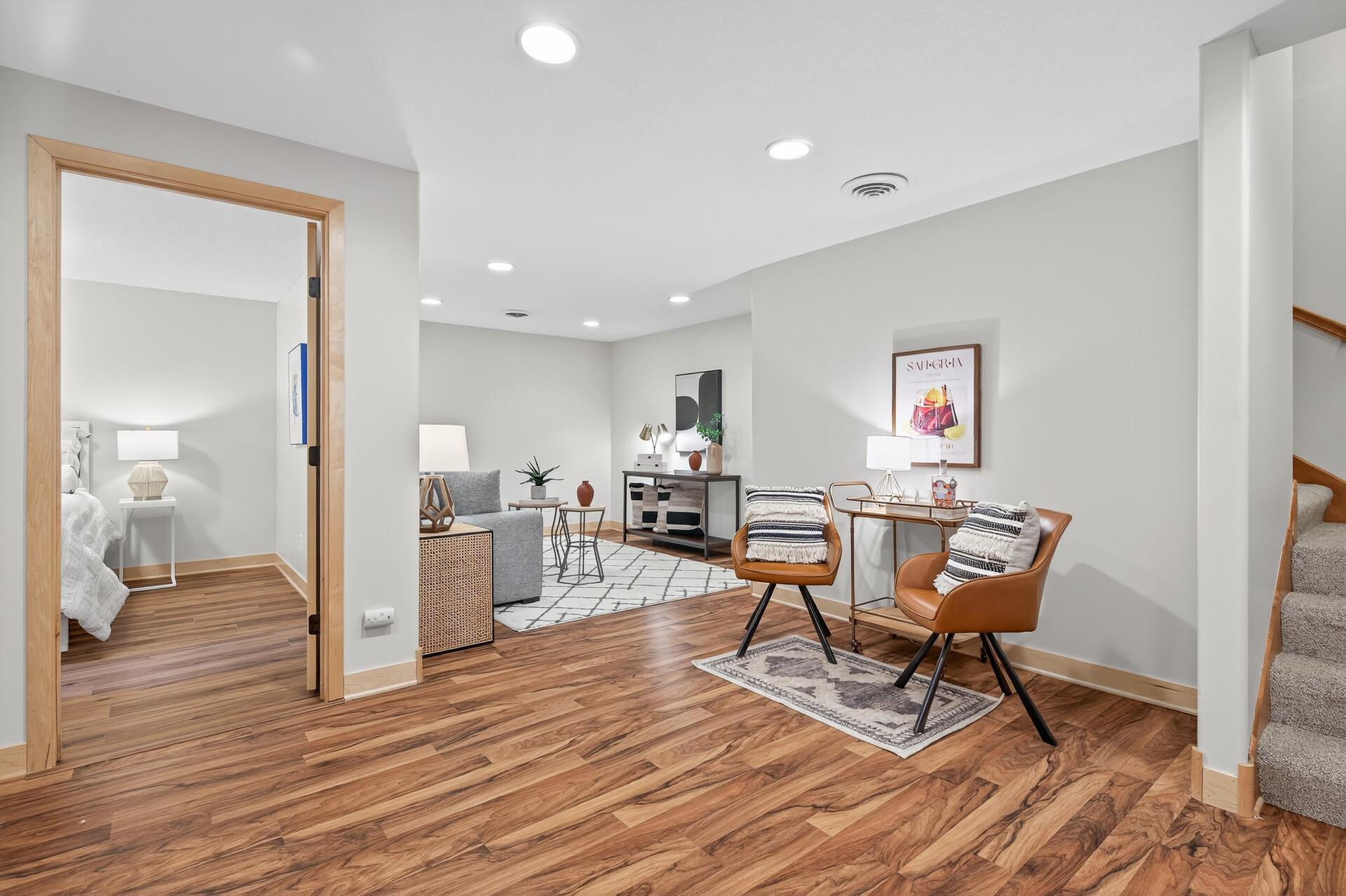 Lots of space for entertaining!