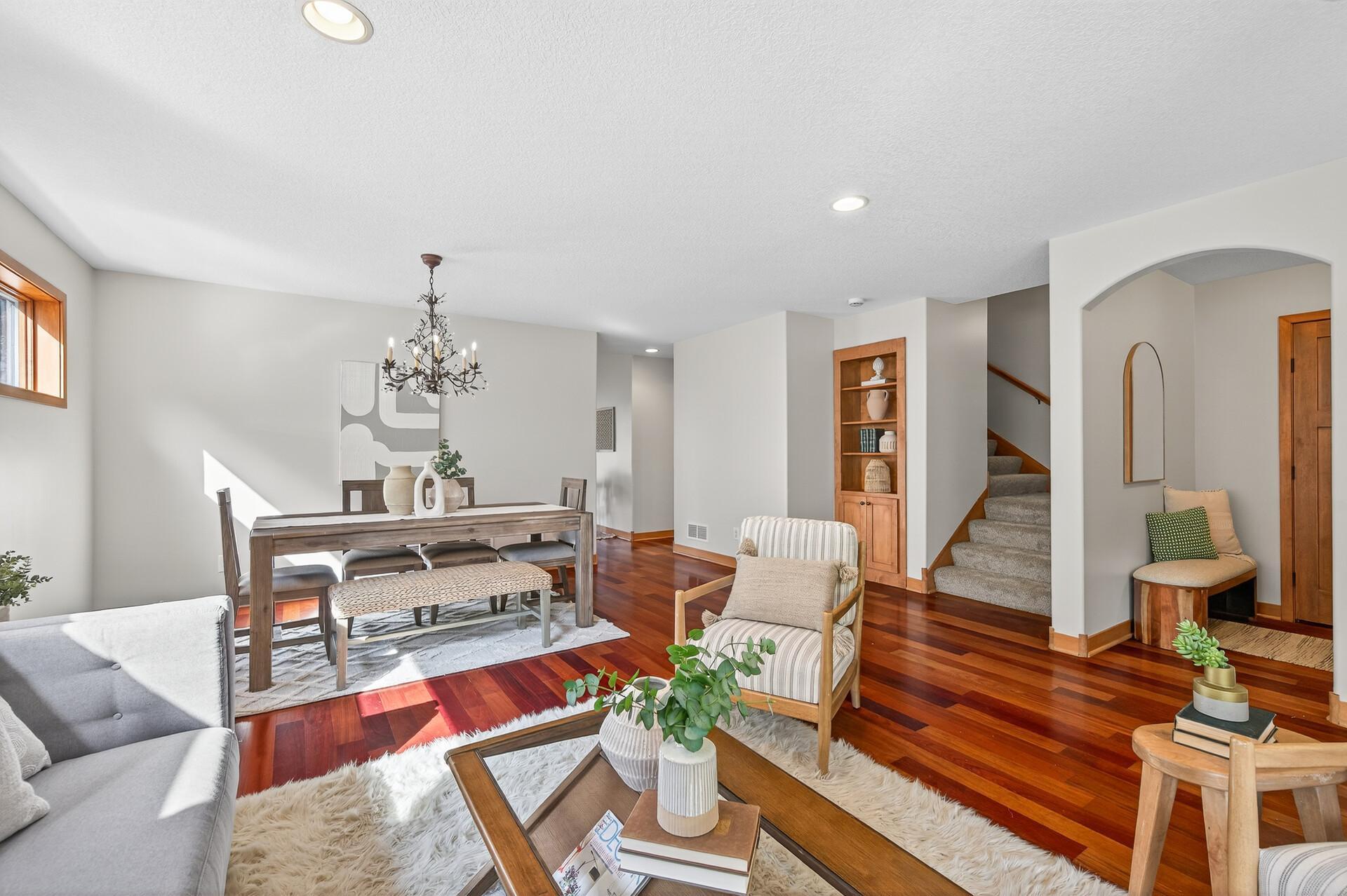 Flows to informal dining area