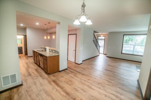 1952 Commonwealth Blvd, 8, Chanhassen, MN 55317