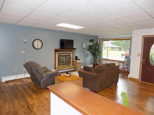 600 Esther Avenue, Lafayette, MN 56054