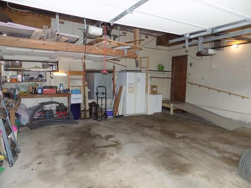 600 Esther Avenue, Lafayette, MN 56054