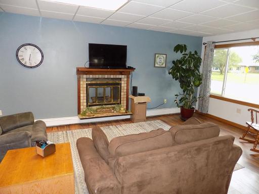 600 Esther Avenue, Lafayette, MN 56054