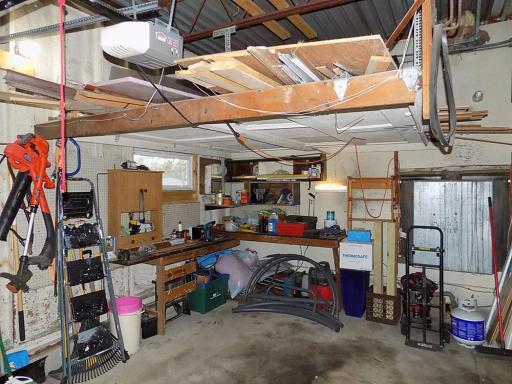600 Esther Avenue, Lafayette, MN 56054