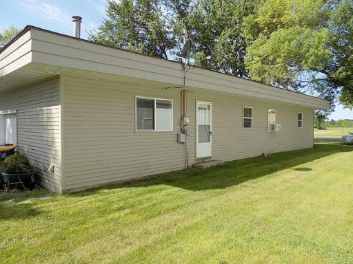 600 Esther Avenue, Lafayette, MN 56054